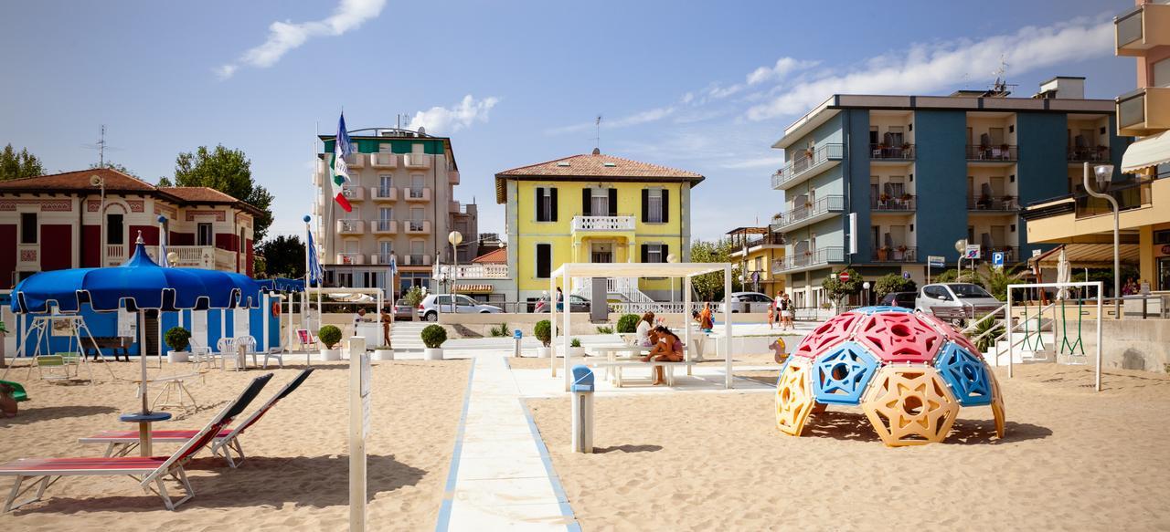 Hotel Villa Laura Rimini Exteriér fotografie