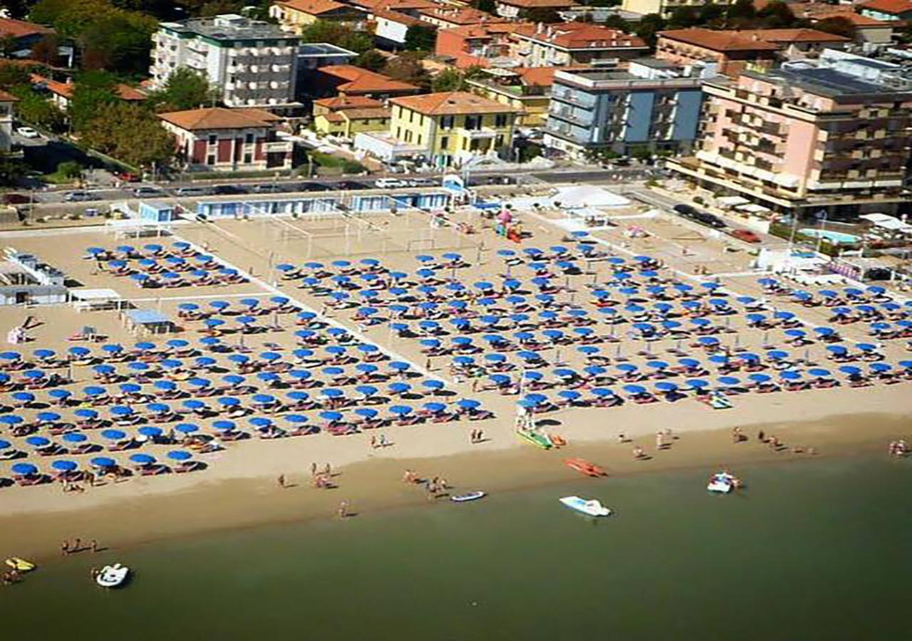 Hotel Villa Laura Rimini Exteriér fotografie
